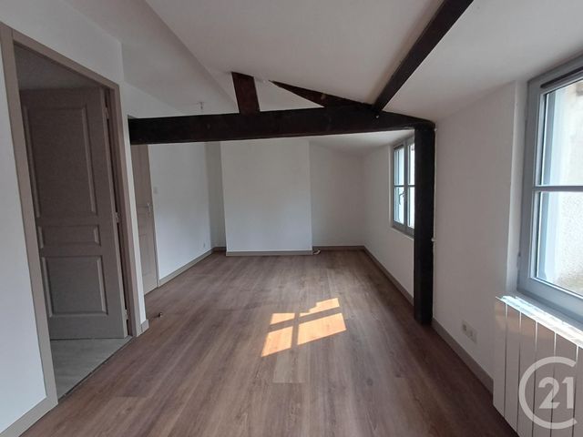 Appartement T2 à louer - 2 pièces - 48 m2 - Chatellerault - 86 - POITOU-CHARENTES