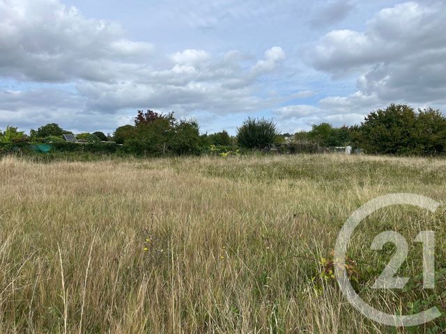 terrain - CHATELLERAULT - 86