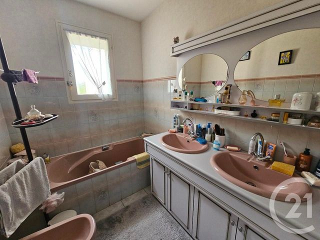 Maison &agrave; vendre - 4 pi&egrave;ces - 106 m2 - Chatellerault - 86 - POITOU-CHARENTES