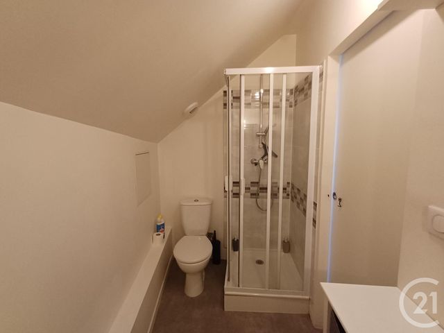 Appartement T2 à louer - 2 pièces - 31,28 m2 - Chatellerault - 86 - POITOU-CHARENTES