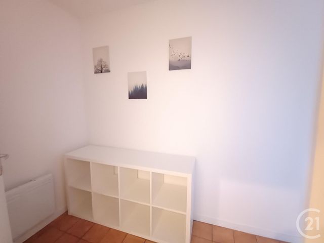Appartement T1 à louer - 1 pièce - 24,40 m2 - Chatellerault - 86 - POITOU-CHARENTES
