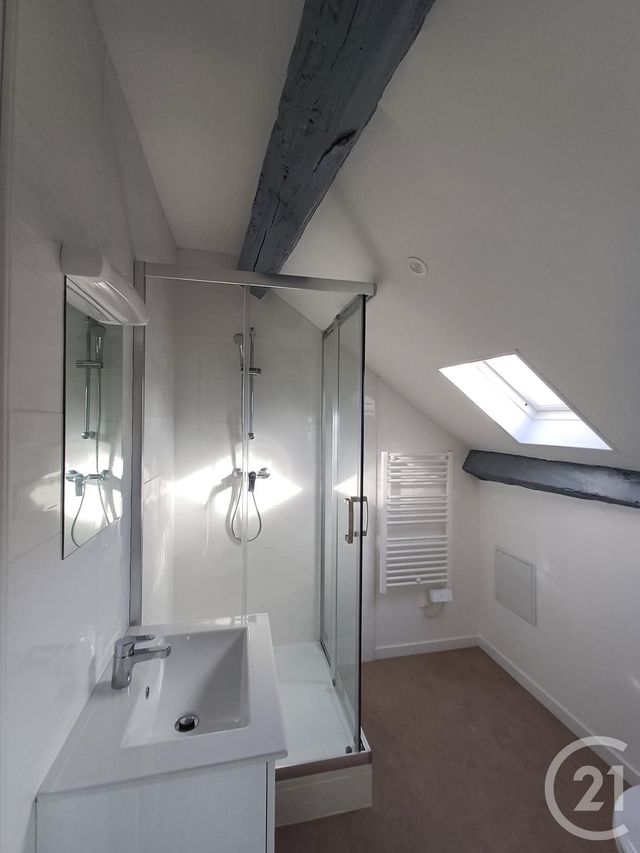 Appartement T2 à louer - 2 pièces - 29,55 m2 - Chatellerault - 86 - POITOU-CHARENTES