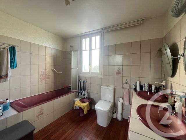 Maison à vendre - 5 pièces - 105,59 m2 - Chatellerault - 86 - POITOU-CHARENTES