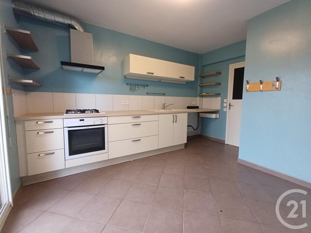 Maison &agrave; louer - 4 pi&egrave;ces - 109,66 m2 - Chatellerault - 86 - POITOU-CHARENTES