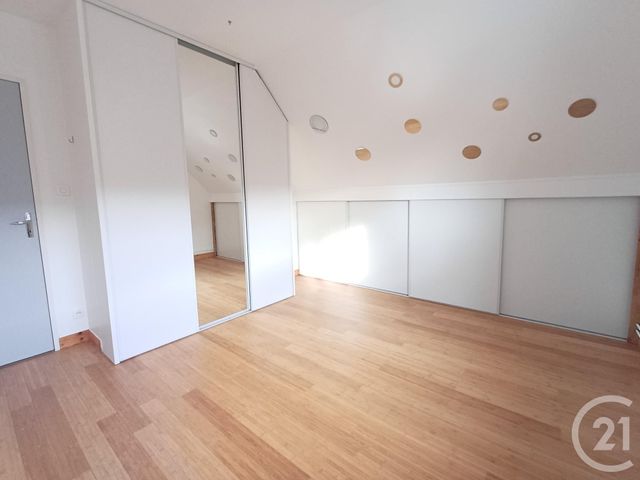 Maison &agrave; louer - 4 pi&egrave;ces - 109,66 m2 - Chatellerault - 86 - POITOU-CHARENTES