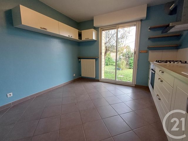 Maison &agrave; louer - 4 pi&egrave;ces - 109,66 m2 - Chatellerault - 86 - POITOU-CHARENTES