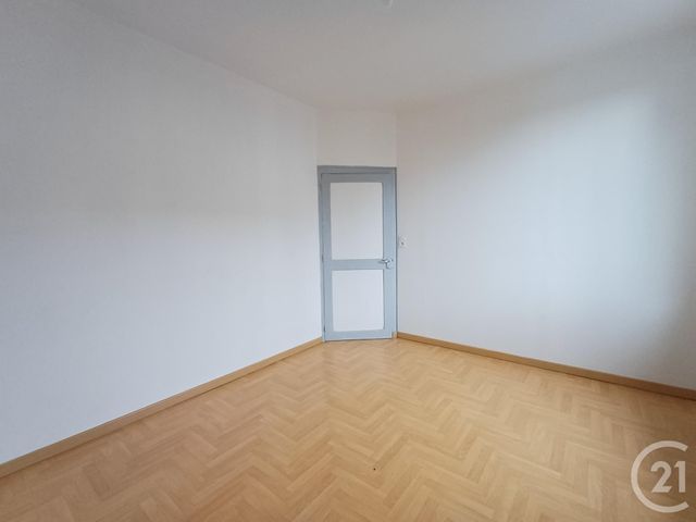 Maison &agrave; louer - 3 pi&egrave;ces - 69,84 m2 - Chatellerault - 86 - POITOU-CHARENTES