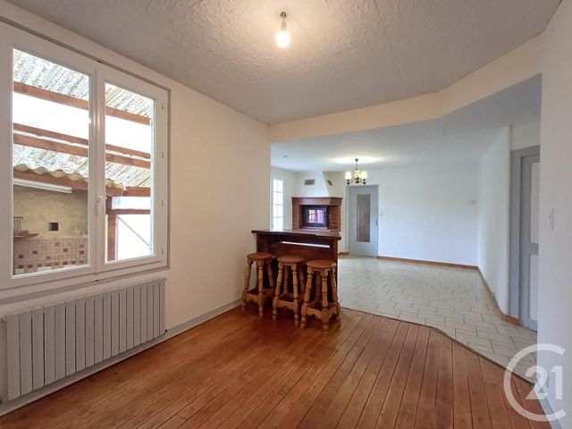 Maison &agrave; louer - 3 pi&egrave;ces - 69,84 m2 - Chatellerault - 86 - POITOU-CHARENTES