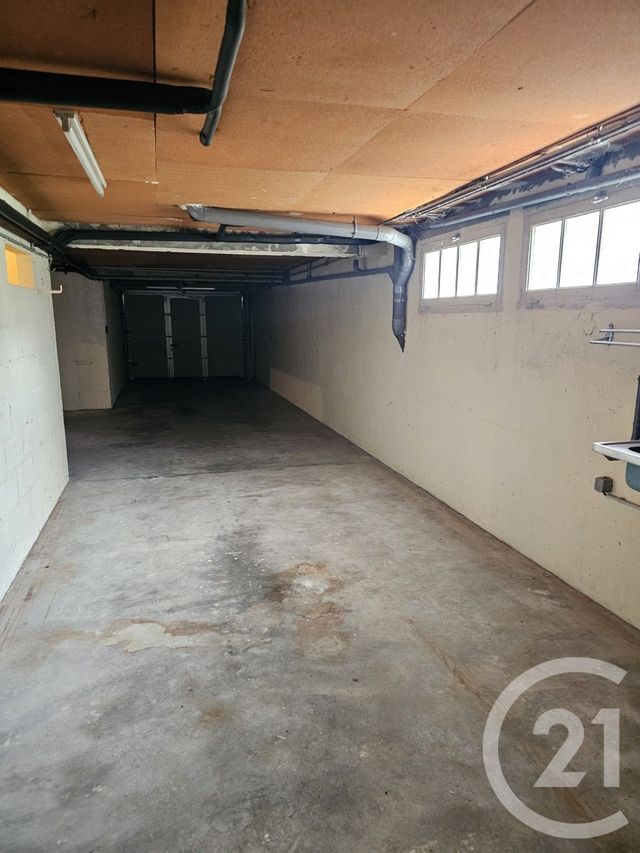 Maison &agrave; vendre - 9 pi&egrave;ces - 220,84 m2 - Chatellerault - 86 - POITOU-CHARENTES