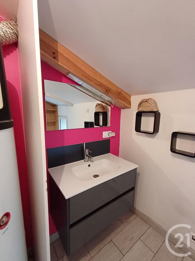 Maison à louer - 3 pièces - 83 m2 - St Julien L Ars - 86 - POITOU-CHARENTES