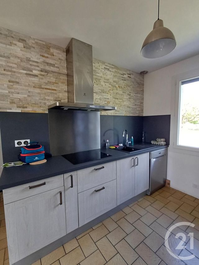 Maison &agrave; vendre - 3 pi&egrave;ces - 84 m2 - Razines - 37 - CENTRE