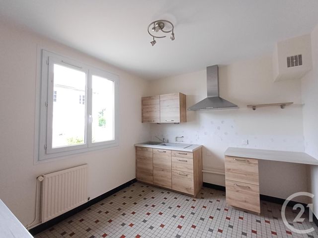 maison - ST PIERRE DE MAILLE - 86