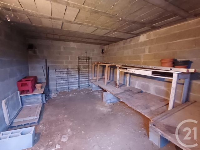 Maison &agrave; louer - 4 pi&egrave;ces - 77,74 m2 - St Pierre De Maille - 86 - POITOU-CHARENTES