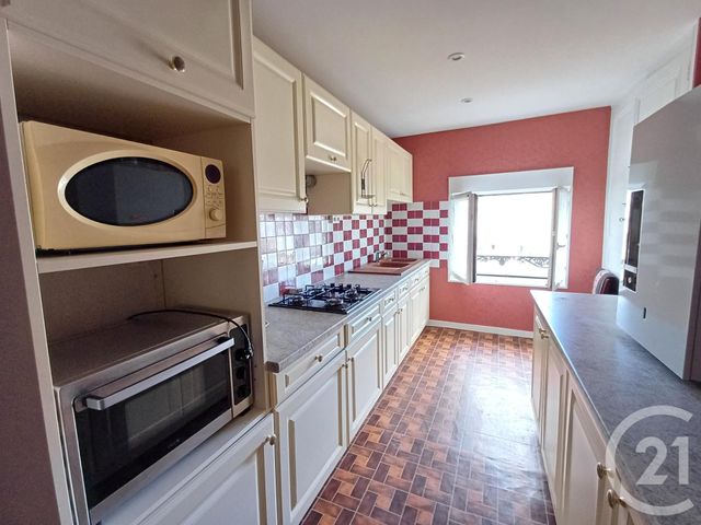 Appartement T2 &agrave; louer - 2 pi&egrave;ces - 56,85 m2 - Chatellerault - 86 - POITOU-CHARENTES