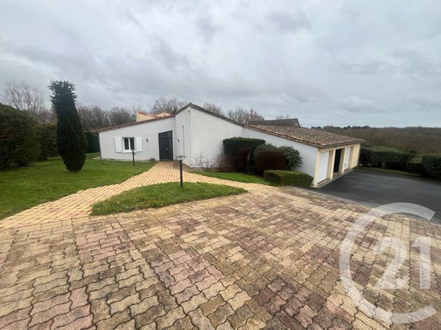 Maison &agrave; vendre - 8 pi&egrave;ces - 250 m2 - Senille St Sauveur - 86 - POITOU-CHARENTES