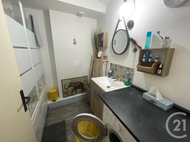 Appartement F3 &agrave; vendre - 3 pi&egrave;ces - 70,51 m2 - Chatellerault - 86 - POITOU-CHARENTES