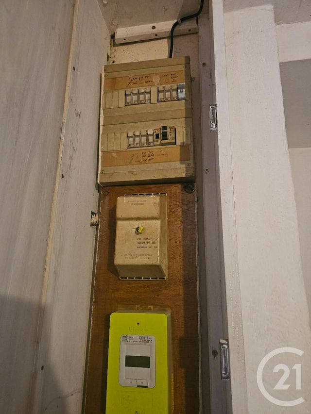 Maison &agrave; vendre - 7 pi&egrave;ces - 212,18 m2 - Scorbe Clairvaux - 86 - POITOU-CHARENTES