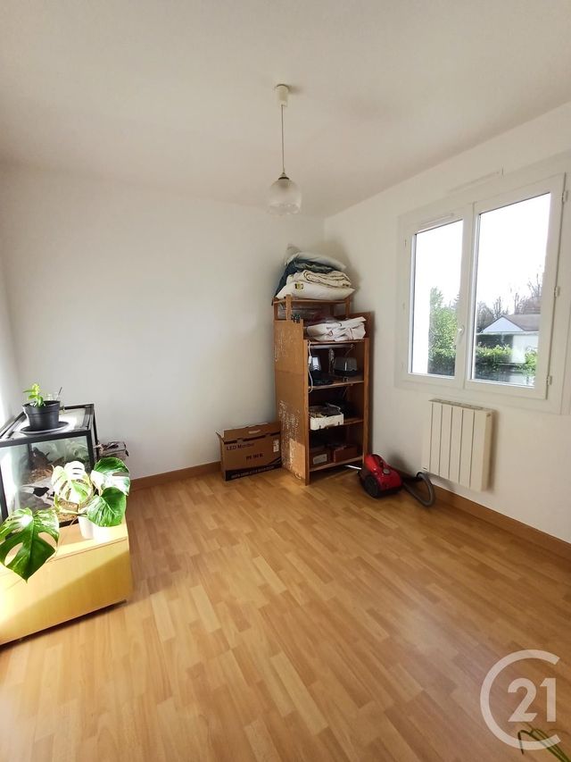 Maison &agrave; louer - 4 pi&egrave;ces - 73,50 m2 - Chatellerault - 86 - POITOU-CHARENTES