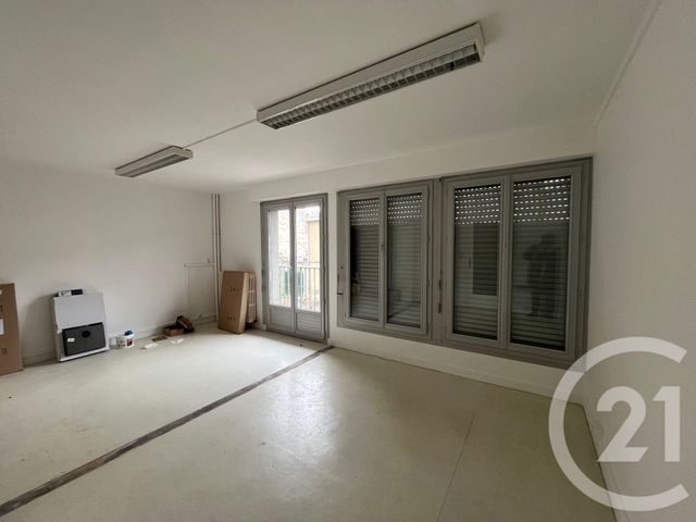 Appartement F4 &agrave; vendre - 4 pi&egrave;ces - 95,52 m2 - Chatellerault - 86 - POITOU-CHARENTES