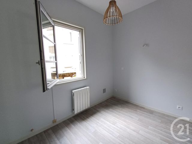 Appartement T1 &agrave; louer - 1 pi&egrave;ce - 31,78 m2 - Chatellerault - 86 - POITOU-CHARENTES
