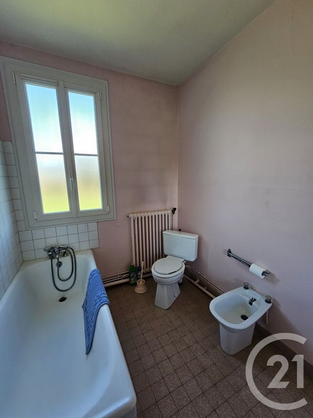 Maison &agrave; vendre - 13 pi&egrave;ces - 293 m2 - Leugny - 86 - POITOU-CHARENTES