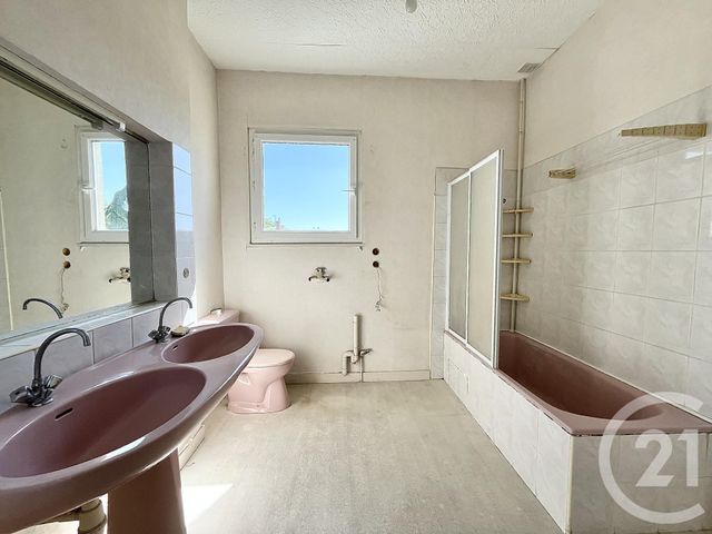 Maison &agrave; vendre - 4 pi&egrave;ces - 131,38 m2 - Chatellerault - 86 - POITOU-CHARENTES