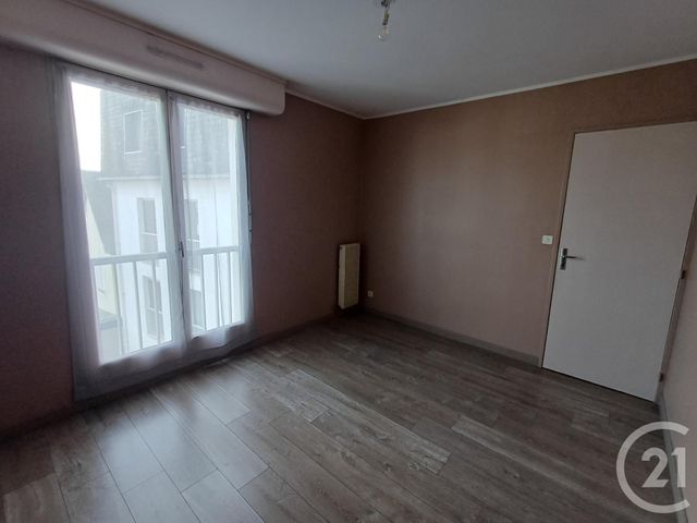Appartement T2 &agrave; louer - 2 pi&egrave;ces - 50,61 m2 - Chatellerault - 86 - POITOU-CHARENTES