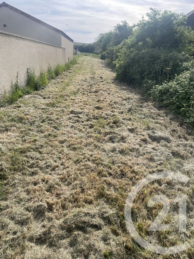 Terrain &agrave; vendre - 1341 m2 - Les Ormes - 86 - POITOU-CHARENTES