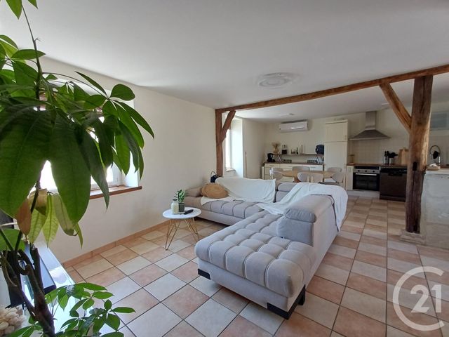 Maison &agrave; louer - 4 pi&egrave;ces - 102,94 m2 - Thure - 86 - POITOU-CHARENTES