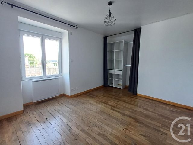 Appartement T3 &agrave; louer - 4 pi&egrave;ces - 86,50 m2 - Thure - 86 - POITOU-CHARENTES