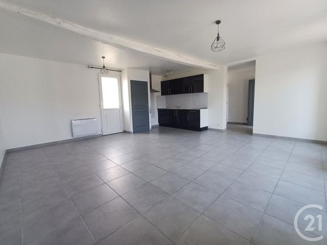 Appartement T3 &agrave; louer - 4 pi&egrave;ces - 86,50 m2 - Thure - 86 - POITOU-CHARENTES