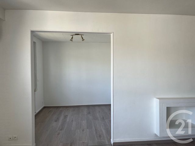 Maison &agrave; vendre - 3 pi&egrave;ces - 76,01 m2 - Chatellerault - 86 - POITOU-CHARENTES