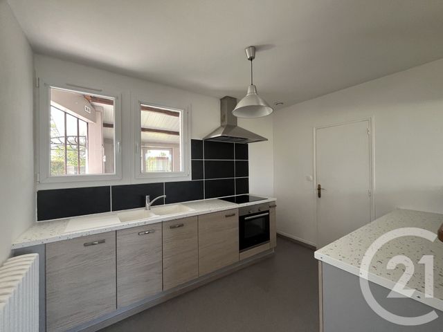 Maison &agrave; vendre - 3 pi&egrave;ces - 76,01 m2 - Chatellerault - 86 - POITOU-CHARENTES