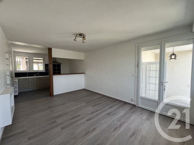 Maison &agrave; vendre - 3 pi&egrave;ces - 76,01 m2 - Chatellerault - 86 - POITOU-CHARENTES