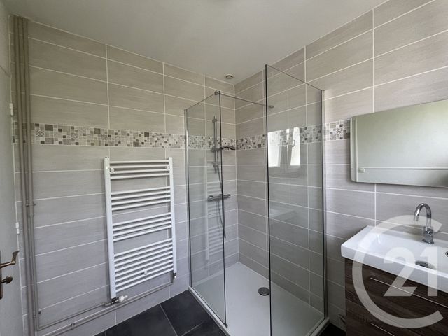 Maison &agrave; vendre - 3 pi&egrave;ces - 76,01 m2 - Chatellerault - 86 - POITOU-CHARENTES