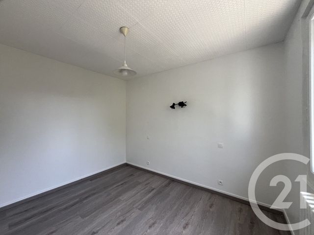 Maison &agrave; vendre - 3 pi&egrave;ces - 76,01 m2 - Chatellerault - 86 - POITOU-CHARENTES