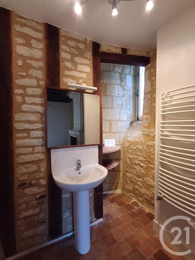 Maison &agrave; louer - 5 pi&egrave;ces - 119,66 m2 - Chatellerault - 86 - POITOU-CHARENTES