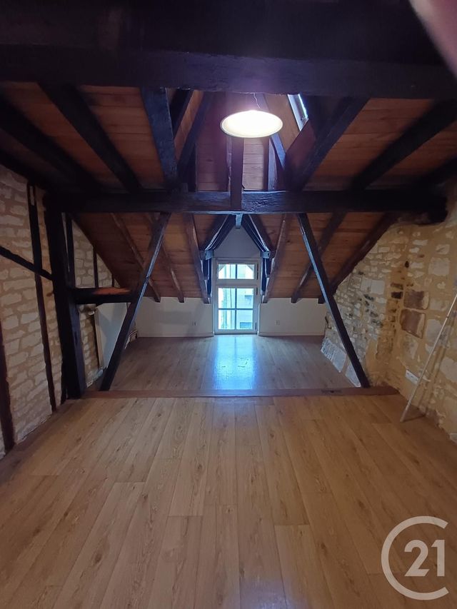Maison &agrave; louer - 5 pi&egrave;ces - 119,66 m2 - Chatellerault - 86 - POITOU-CHARENTES
