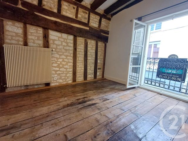 Maison &agrave; louer - 5 pi&egrave;ces - 119,66 m2 - Chatellerault - 86 - POITOU-CHARENTES