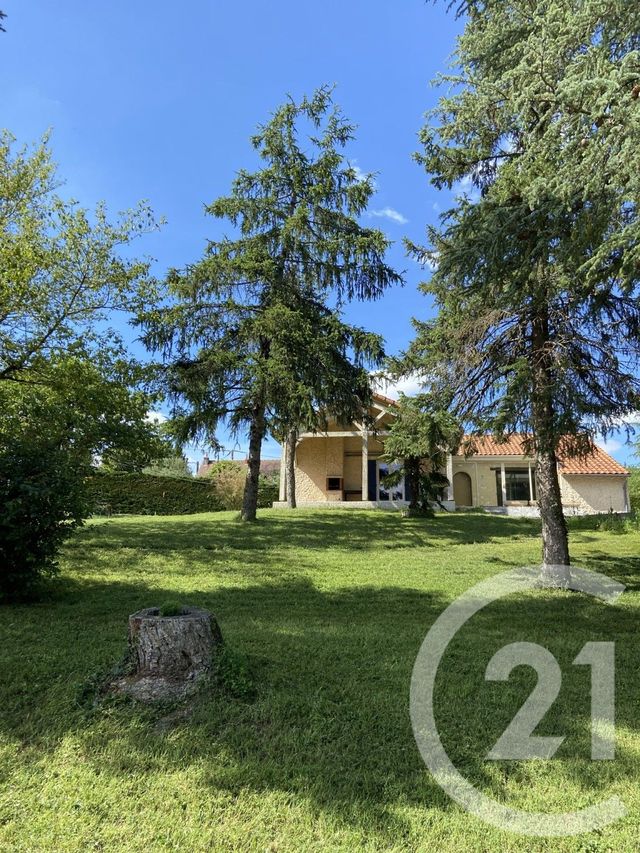 Maison &agrave; vendre - 5 pi&egrave;ces - 106 m2 - Senille St Sauveur - 86 - POITOU-CHARENTES