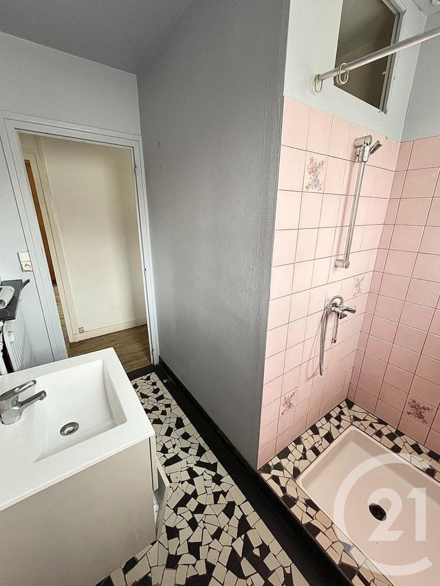 Maison &agrave; vendre - 4 pi&egrave;ces - 65,35 m2 - Chatellerault - 86 - POITOU-CHARENTES