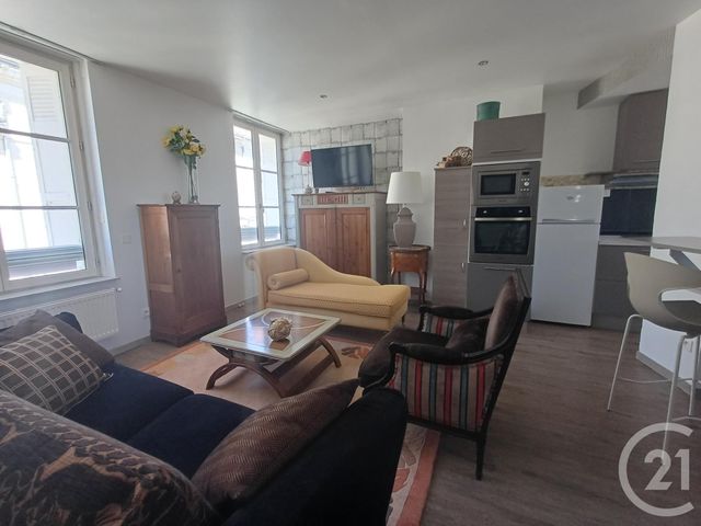 Appartement T2 &agrave; louer - 2 pi&egrave;ces - 42,22 m2 - Chatellerault - 86 - POITOU-CHARENTES