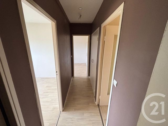 Appartement T3 &agrave; vendre - 3 pi&egrave;ces - 58,74 m2 - Chatellerault - 86 - POITOU-CHARENTES
