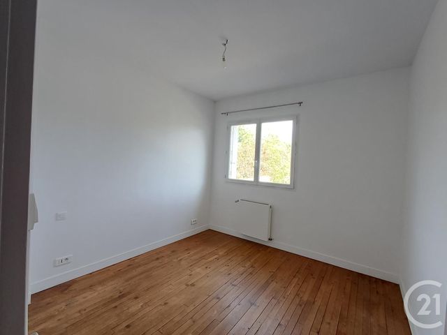 Maison &agrave; louer - 4 pi&egrave;ces - 80 m2 - Chatellerault - 86 - POITOU-CHARENTES