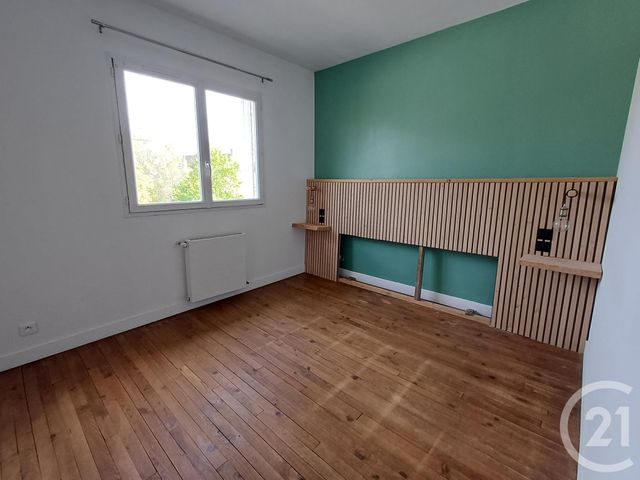 Maison &agrave; louer - 4 pi&egrave;ces - 80 m2 - Chatellerault - 86 - POITOU-CHARENTES