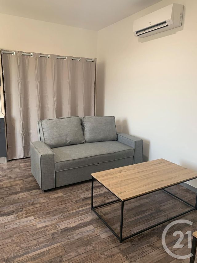 Appartement Studio &agrave; louer - 1 pi&egrave;ce - 24,21 m2 - Chatellerault - 86 - POITOU-CHARENTES