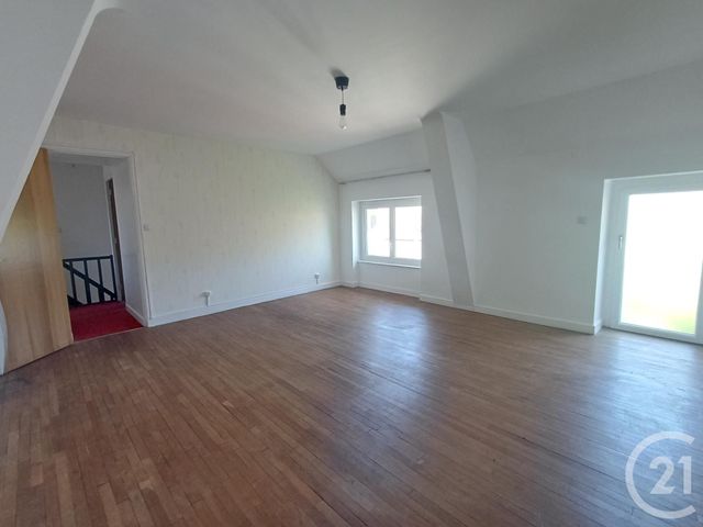 Maison &agrave; louer - 4 pi&egrave;ces - 95,10 m2 - Senille St Sauveur - 86 - POITOU-CHARENTES