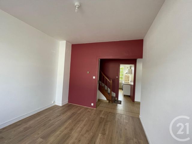 Maison &agrave; louer - 3 pi&egrave;ces - 69,74 m2 - Cenon Sur Vienne - 86 - POITOU-CHARENTES