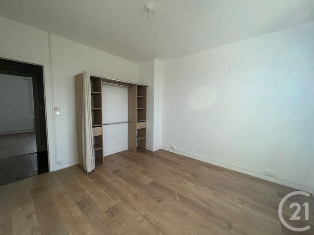 Maison &agrave; louer - 3 pi&egrave;ces - 69,74 m2 - Cenon Sur Vienne - 86 - POITOU-CHARENTES