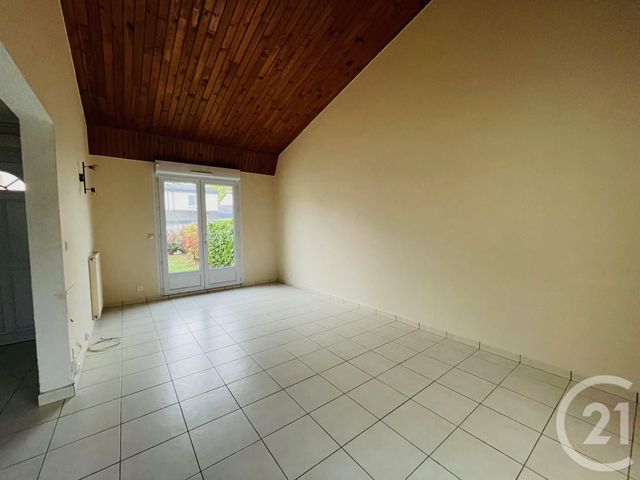 Maison &agrave; louer - 3 pi&egrave;ces - 73,14 m2 - Chatellerault - 86 - POITOU-CHARENTES